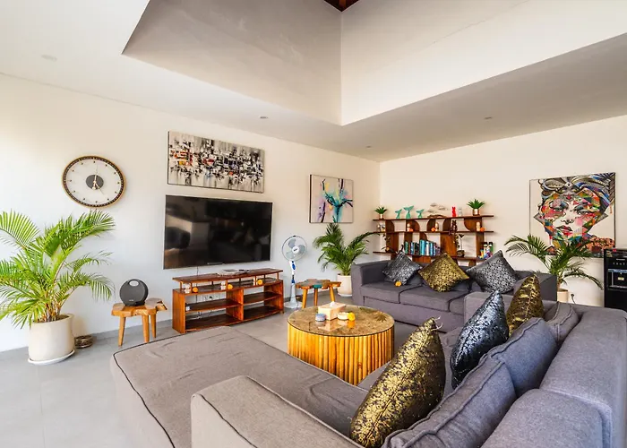 New Luxury Villa, 5 Min To Villa Seminyak