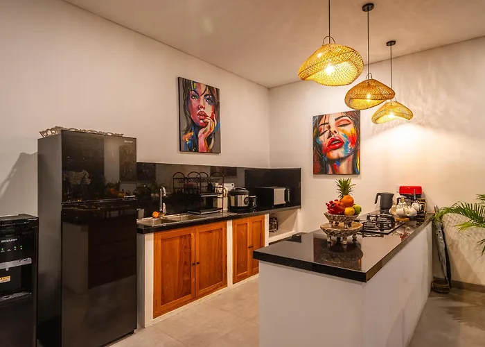New Luxury Villa, 5 Min To * Seminyak