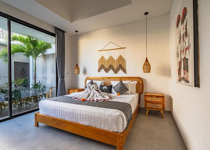 New Luxury Villa, 5 Min To Villa Seminyak