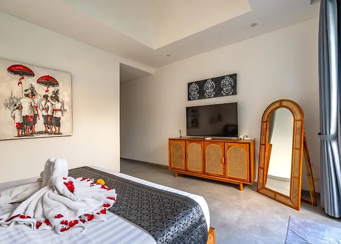 New Luxury Villa, 5 Min To Villa