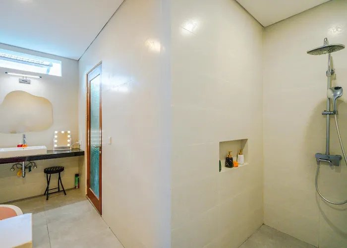 New Luxury Villa, 5 Min To Villa *